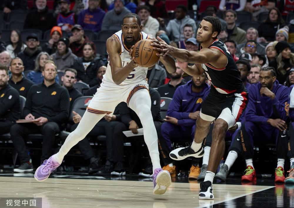 经验丰富的 经验丰富的